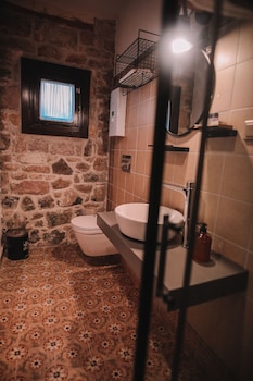 ayvalik palacitta guesthouse