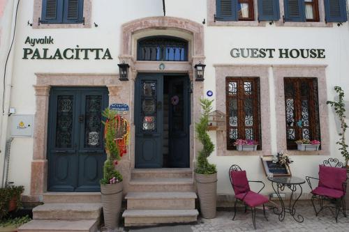ayvalik palacitta guesthouse