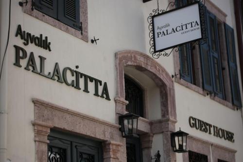 ayvalik palacitta guesthouse