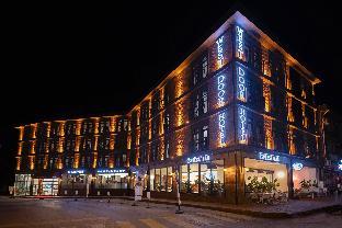 west door hotel