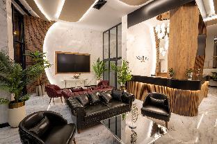 west door hotel