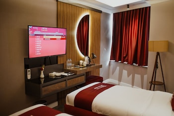 quala hotels