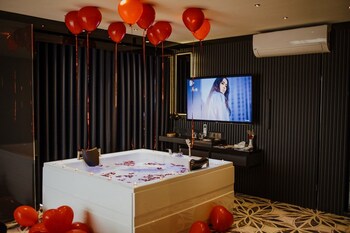 quala hotels