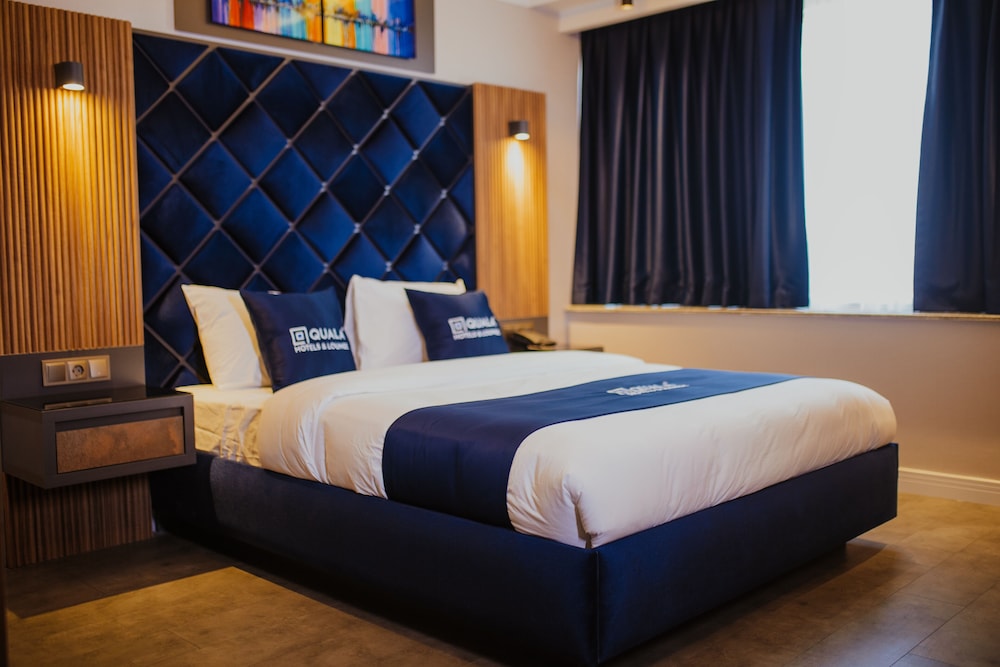 quala hotels