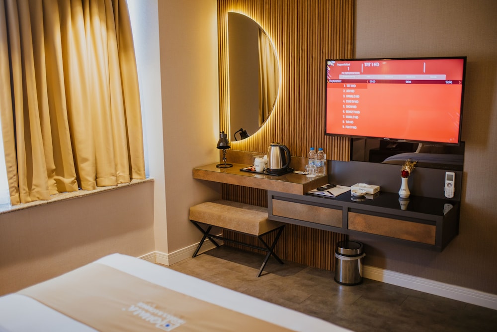 quala hotels