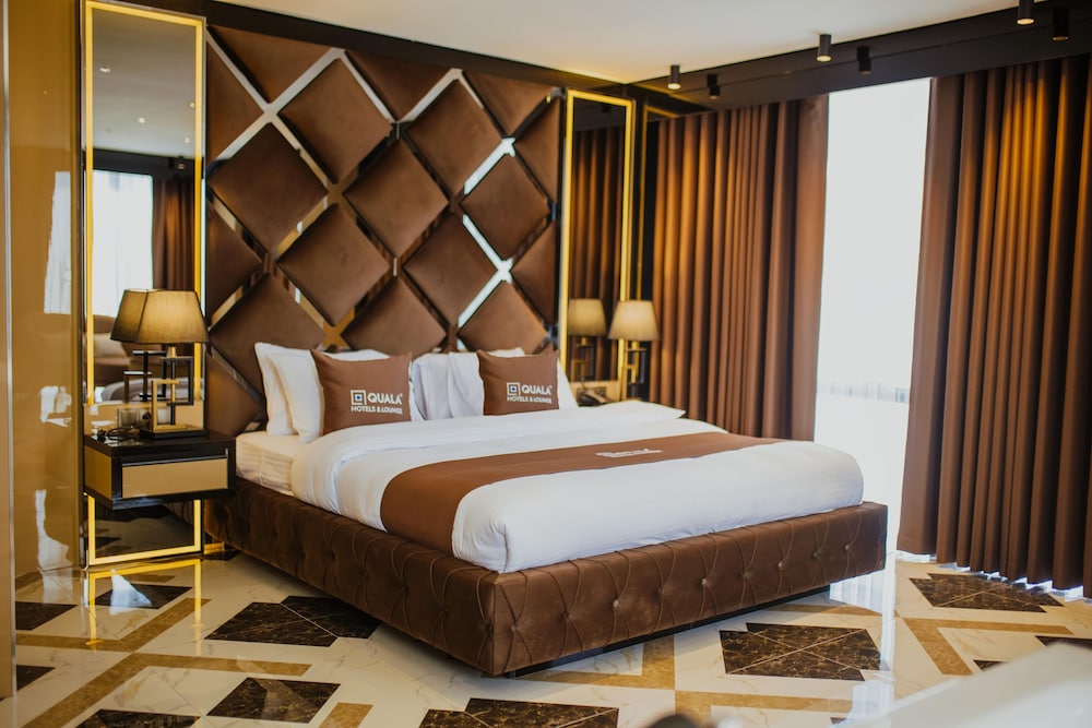 quala hotels