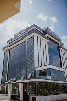 quala hotels