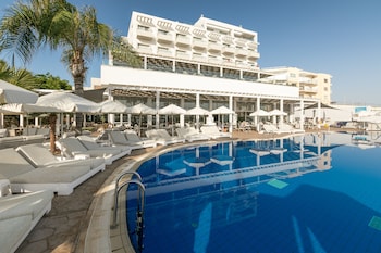 atlantica sea breeze adults only