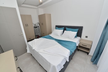 ethica suite luxury houses