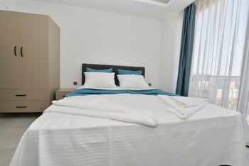 ethica suite luxury houses