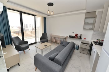 ethica suite luxury houses