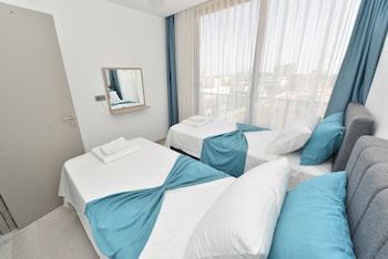 ethica suite luxury houses