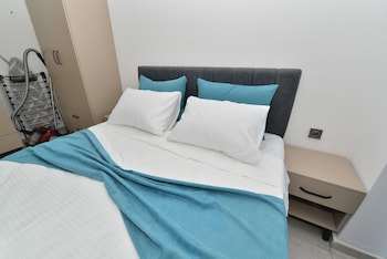 ethica suite luxury houses