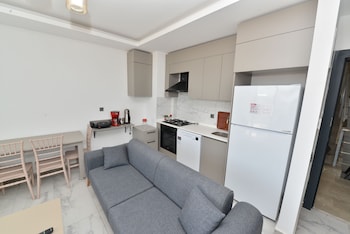 ethica suite luxury houses