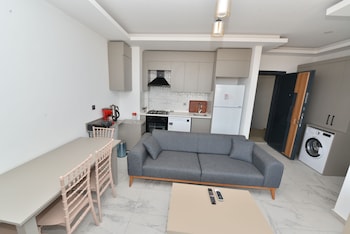 ethica suite luxury houses