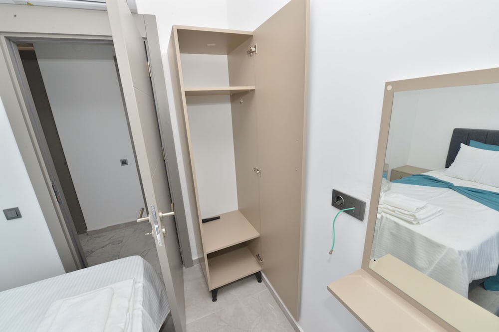 ethica suite luxury houses