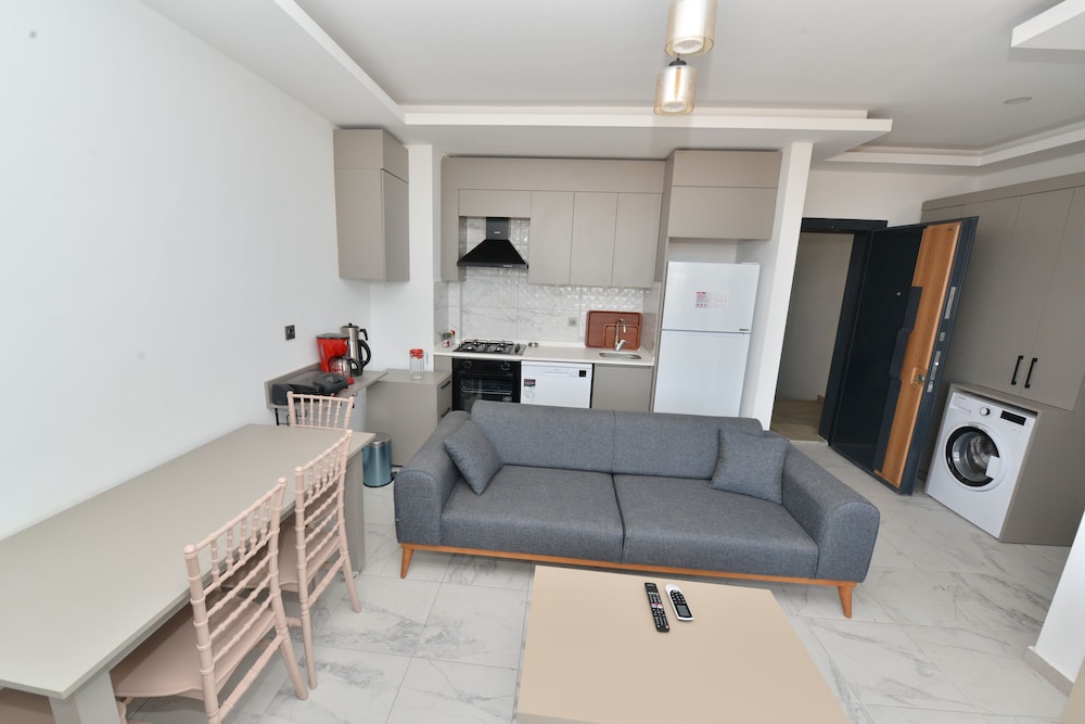 ethica suite luxury houses