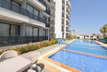 ethica suite luxury houses