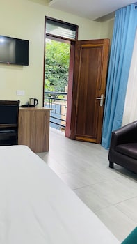 green side hotel