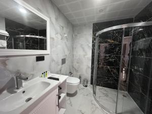white life hotel and cafe