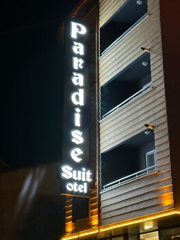 paradise suit otel
