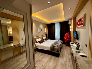 paradise suit otel