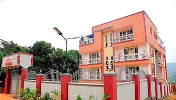 jb suites and lounge