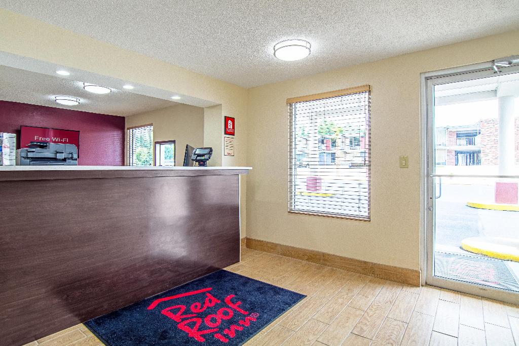 red roof inn columbia sc airport