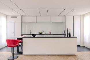 la source exclusive apartment