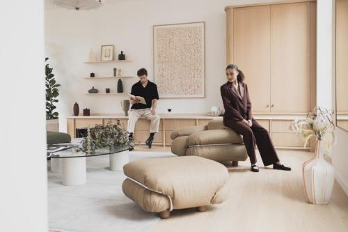 la source exclusive apartment