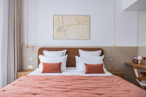 la source exclusive apartment