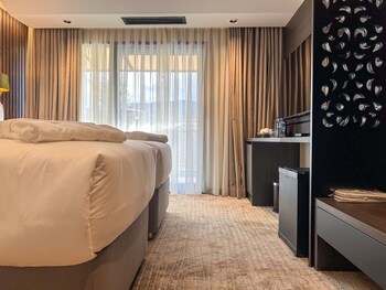 chateau mephiskalaki