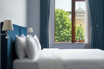 alma boutique hotel