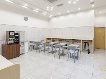 toyoko inn kayabacho eki