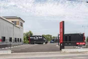 hotel r9 the yard sosa