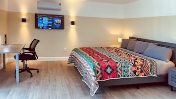 white orchid apartments