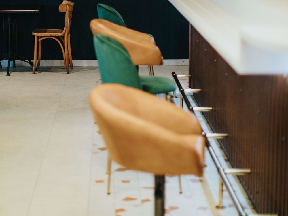 greet hotel brest aeroport