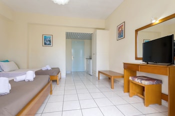 laganas holidays hotel