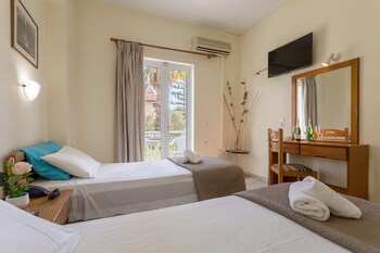 laganas holidays hotel