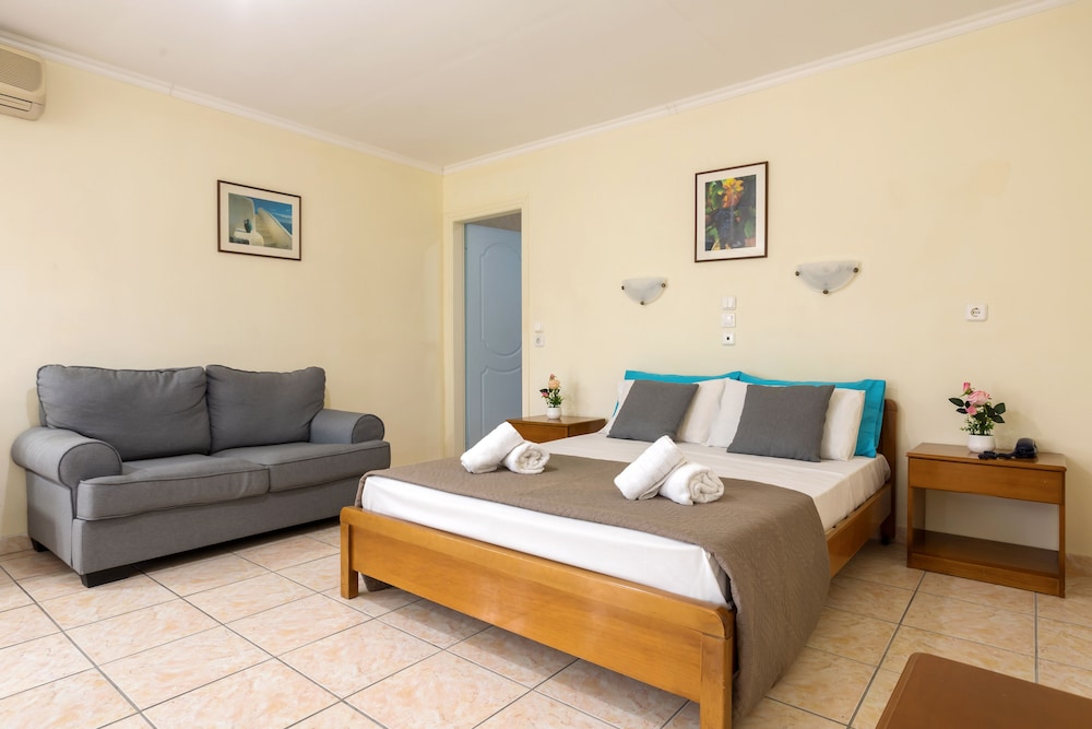 laganas holidays hotel