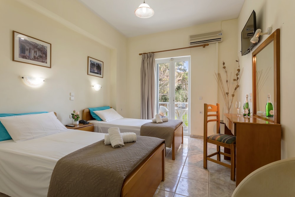 laganas holidays hotel