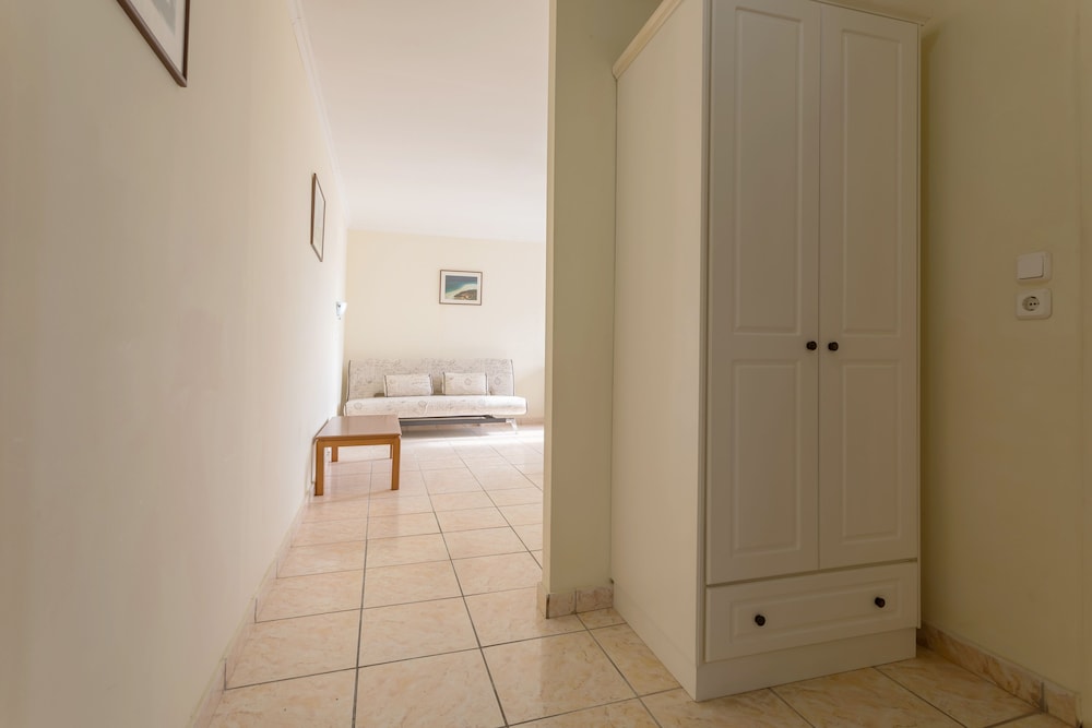 laganas holidays hotel