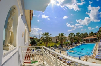 laganas holidays hotel