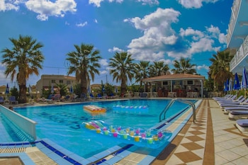 laganas holidays hotel