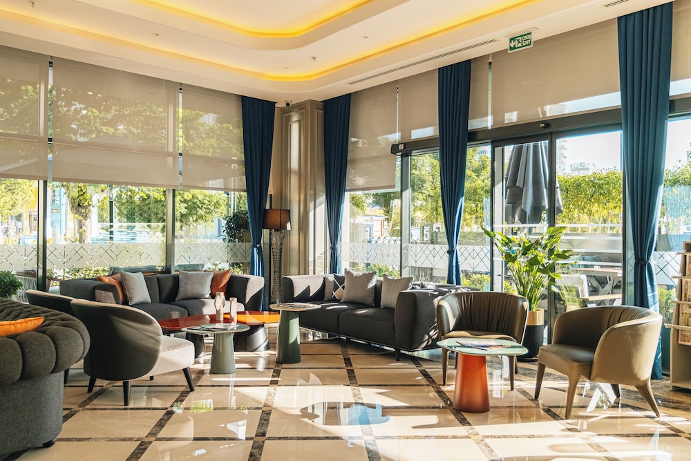 four points express by sheraton antalya lara
