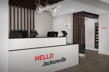 towneplace suites jacksonville airport
