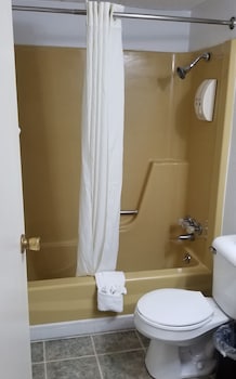 super 8 by wyndham newcastle