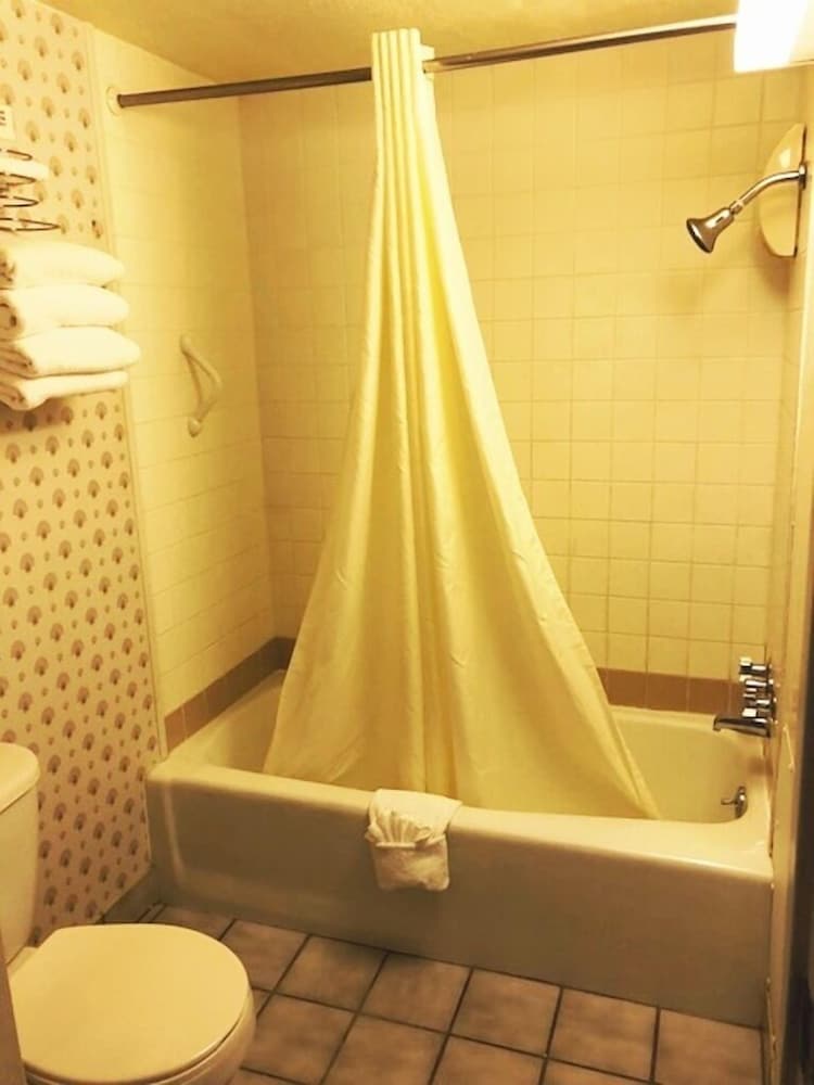 super 8 by wyndham newcastle