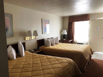 super 8 by wyndham newcastle