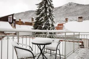 Richter Residence,,2 star